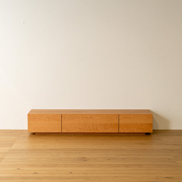 AV BOARD_LOW_PLAIN_W1810-2000mm
