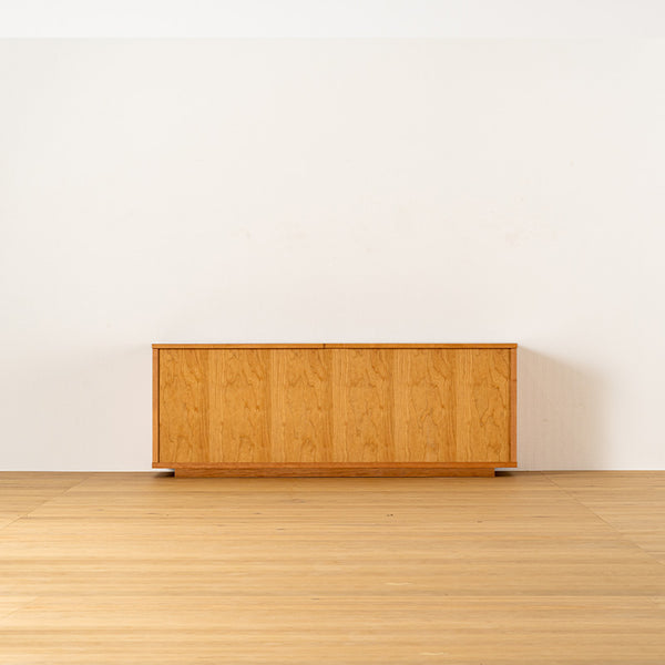 LOW CHEST_SLIT_W1410-1600mm